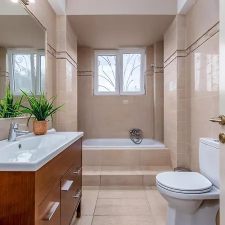 Crystal Vilă Pouládes