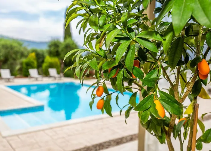 빌라 Crystal Pouládes